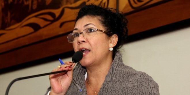 eliane090715-660×330 “Proponho que façam delação premiada. Não é possível que todos estes envolvidos sejam os únicos culpados. Eles estão todos quebrados”, afirmou.