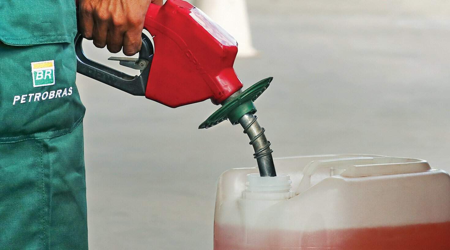 greve-caminhoneiros-posto-gasolina-2018-7250_tratada greve-caminhoneiros-posto-gasolina-2018-7250_tratada