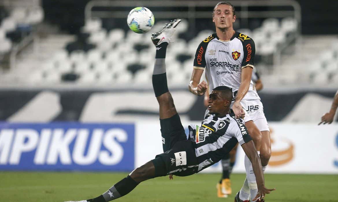 50912535048_5c0be4fde9_o Kanu. Botafogo x Sport pelo Campeonato Brasileiro no Estadio Nilton Santos. 05 de Fevereiro de 2021, Rio de Janeiro, RJ, Brasil. Foto: Vitor Silva/Botafogo.
Imagem protegida pela Lei do Direito Autoral Nº 9.610, DE 19 DE FEVEREIRO DE 1998. Sendo proibido qualquer uso comercial, remunerado e manipulacao/alteracao da obra.