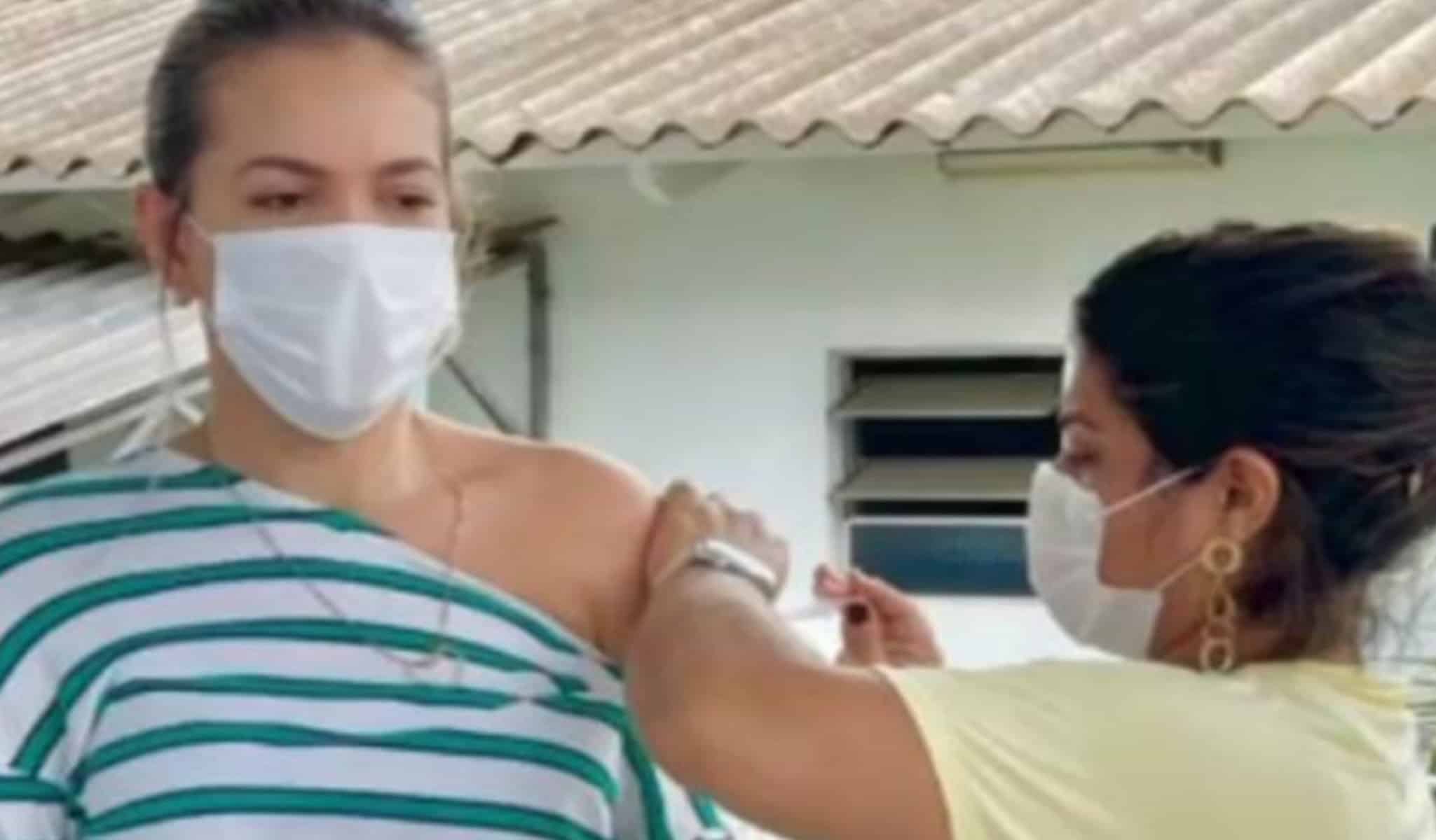 PicsArt_02-08-07.24.03