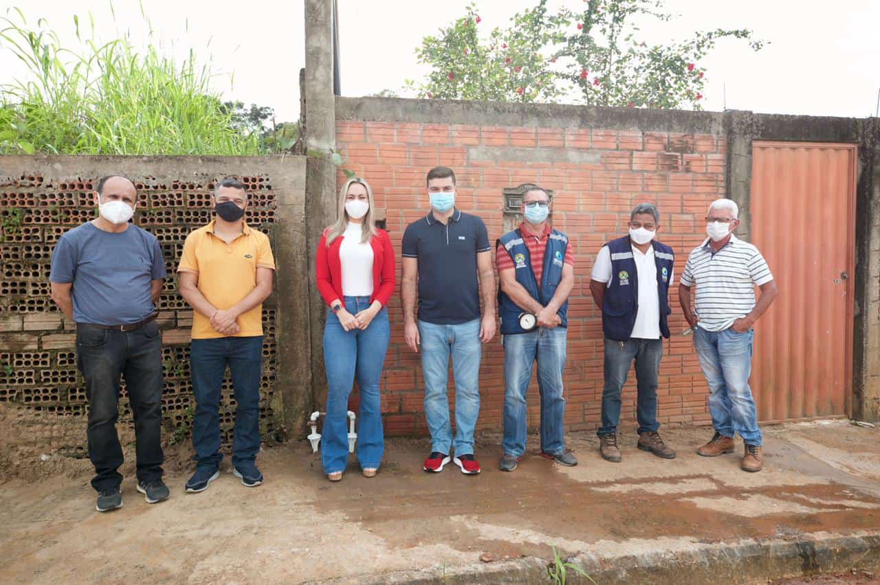 27f83d5b-cc06-46f3-bfda-c37ec24302c5 27f83d5b-cc06-46f3-bfda-c37ec24302c5