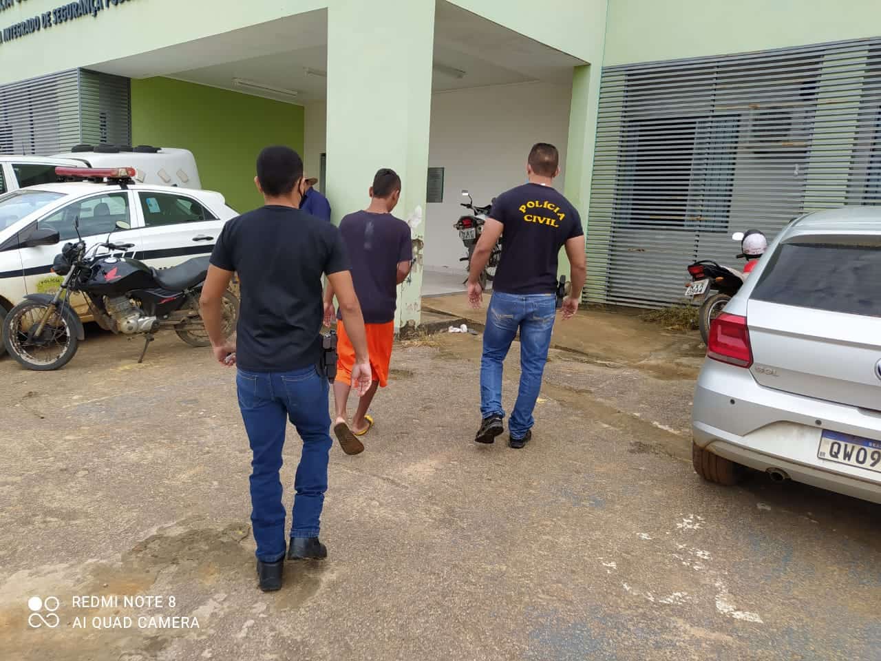 5a3360c2-b82f-476c-9a5f-1b400fcb372a 5a3360c2-b82f-476c-9a5f-1b400fcb372a