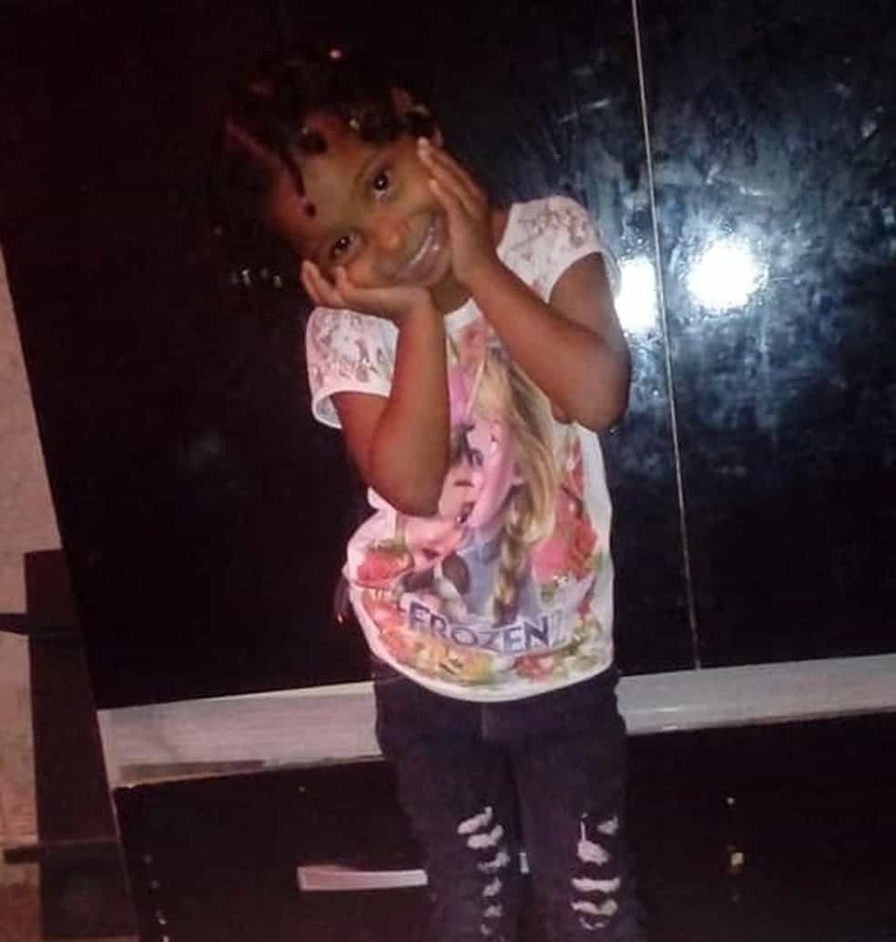 aegs Menina de seis anos torturada por madrasta morre após cinco dias internada em Resende — Foto: Redes Sociais