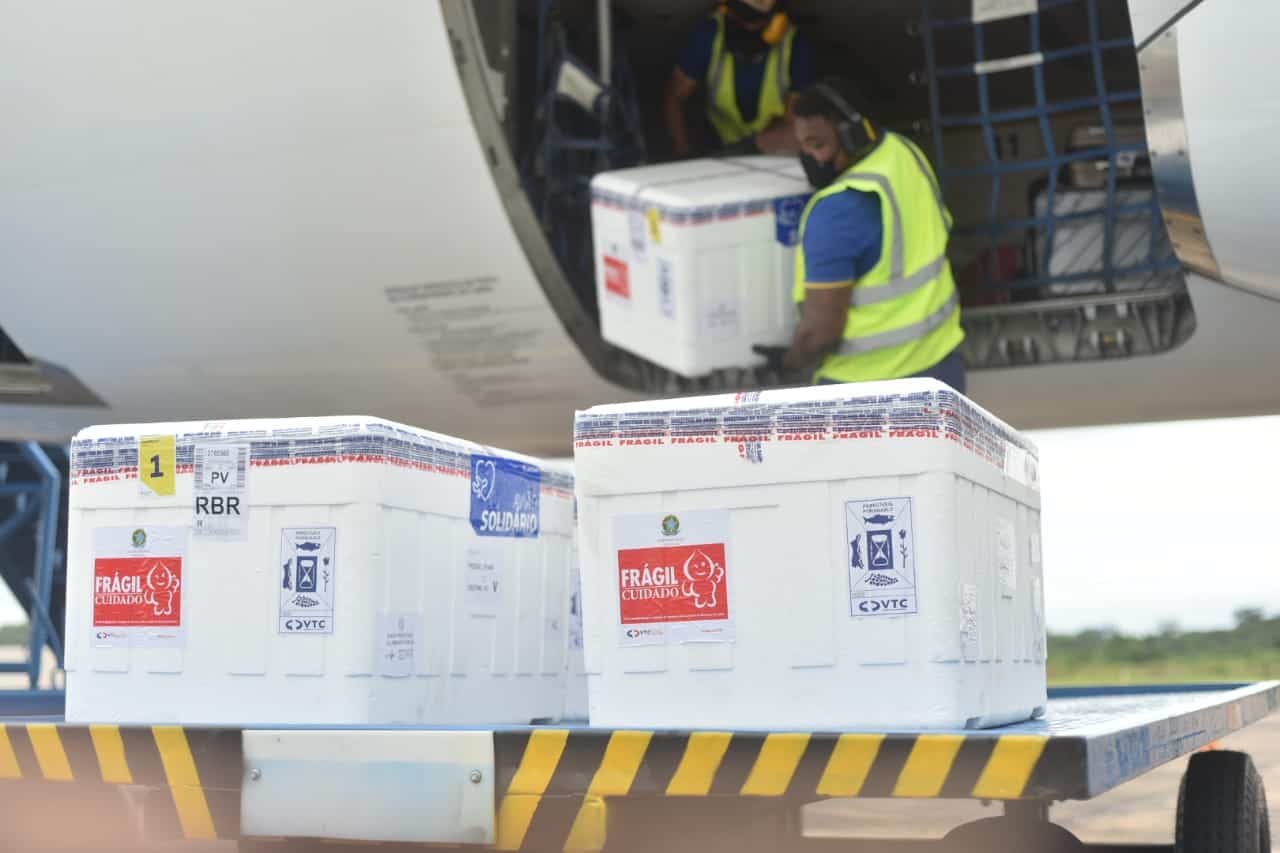 WhatsApp-Image-2021-05-13-at-14.52.07-2 Acre recebe 33 mil da Astrazeneca e 7 mil da Coronavac Foto: Júnior Aguiar.