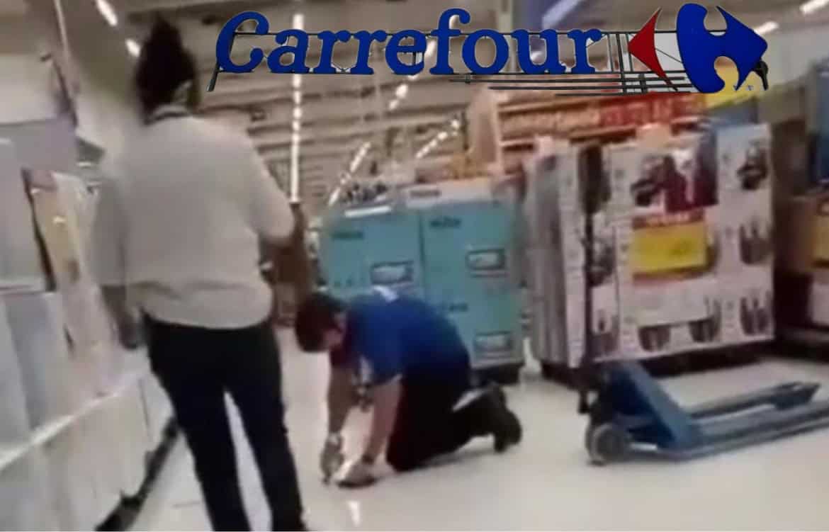 8A48A6C8-699C-4702-98E4-5EFA01A3AF68