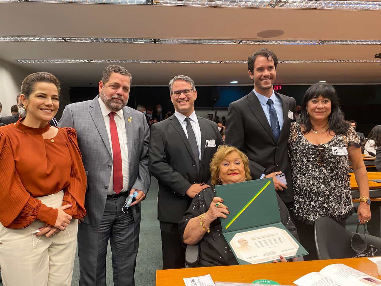 EBF3C921-E363-4D1A-B089-38846587CF80