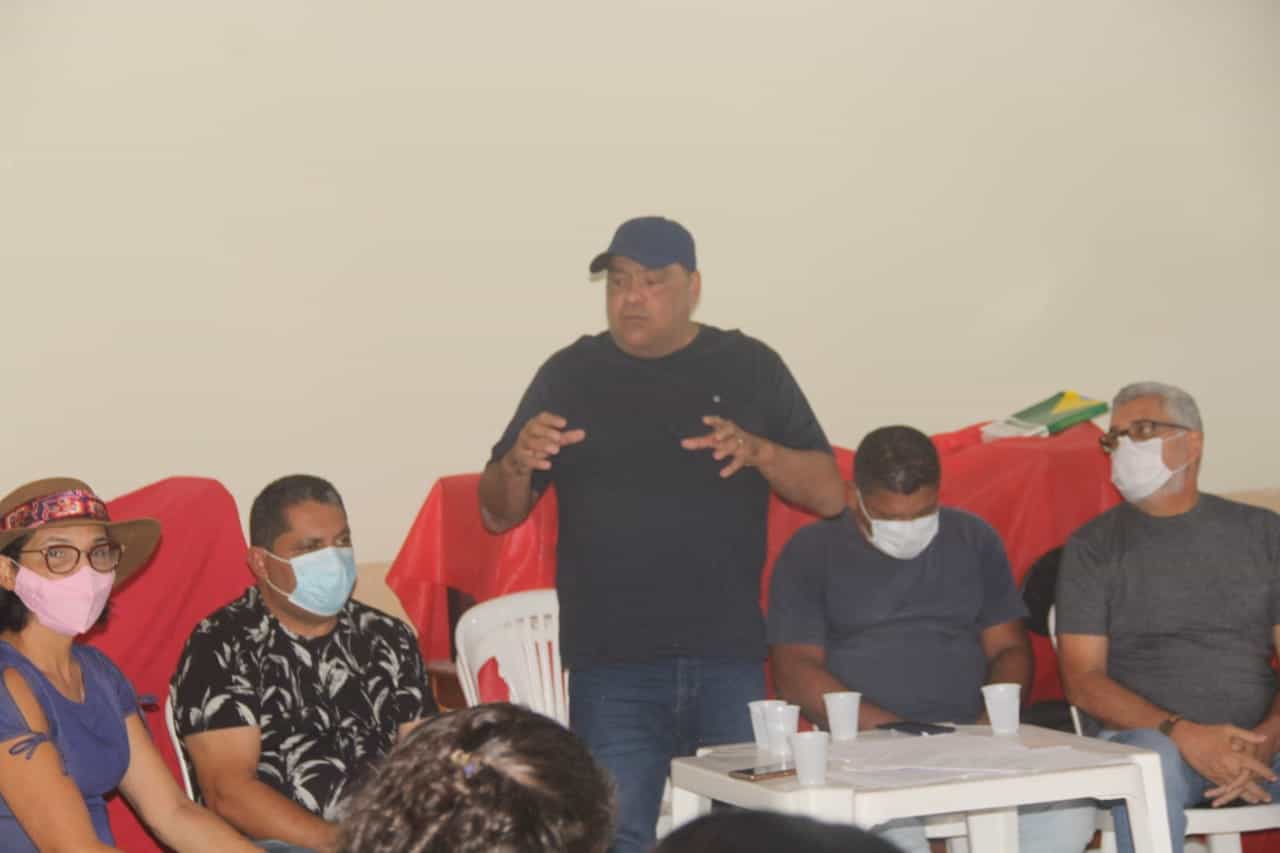 FB49B02A-406B-43AF-99A8-6453581F3728