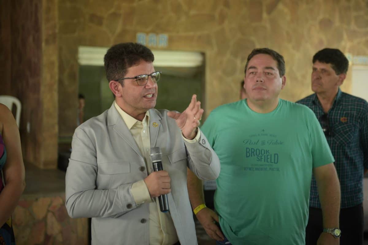 IMG_3787-1200×800 IMG_3787-1200x800