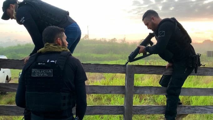 PicsArt_12-14-04.25.59