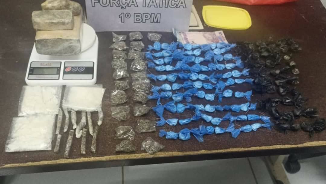 PicsArt_12-14-12.44.02 PicsArt_12-14-12.44.02