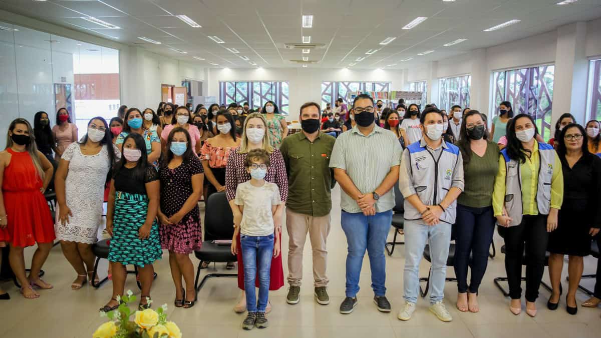 PicsArt_12-15-08.29.41