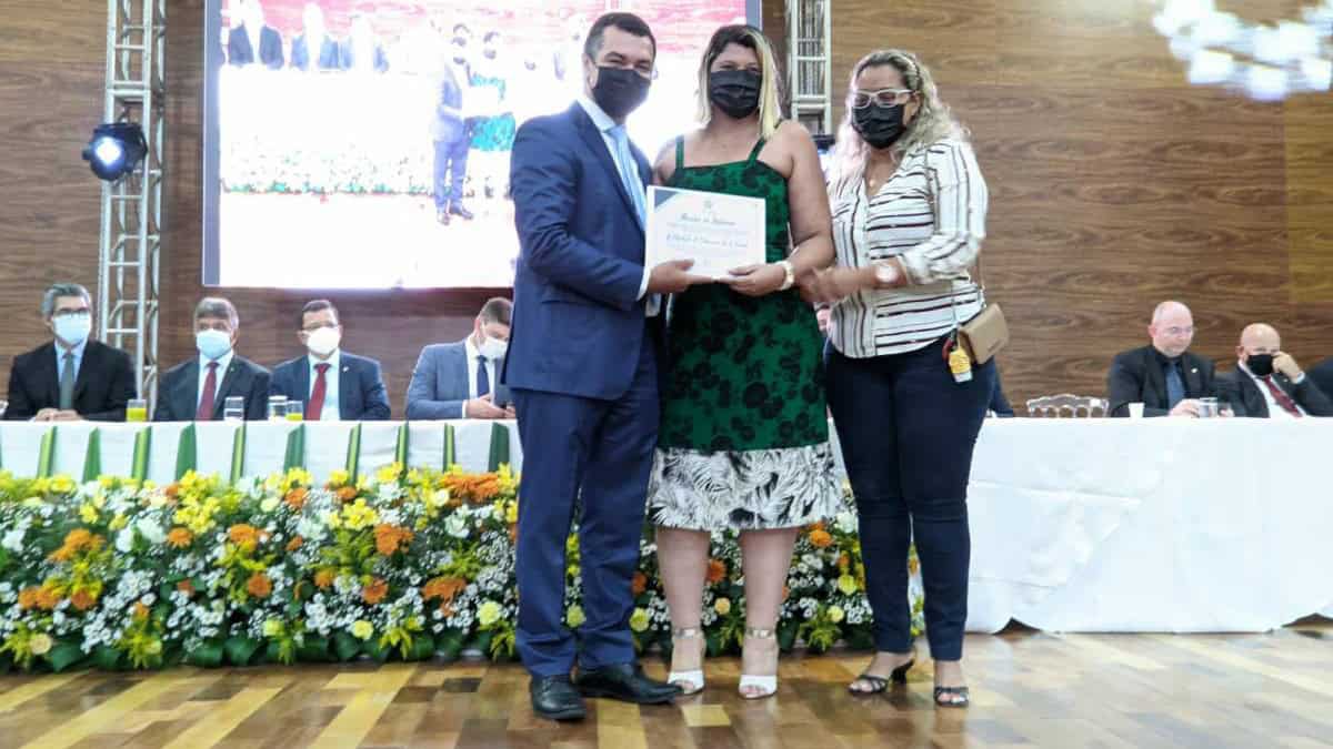 PicsArt_12-17-12.37.28 PicsArt_12-17-12.37.28