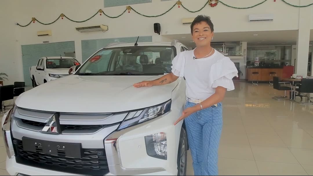 PicsArt_12-18-12.45.56