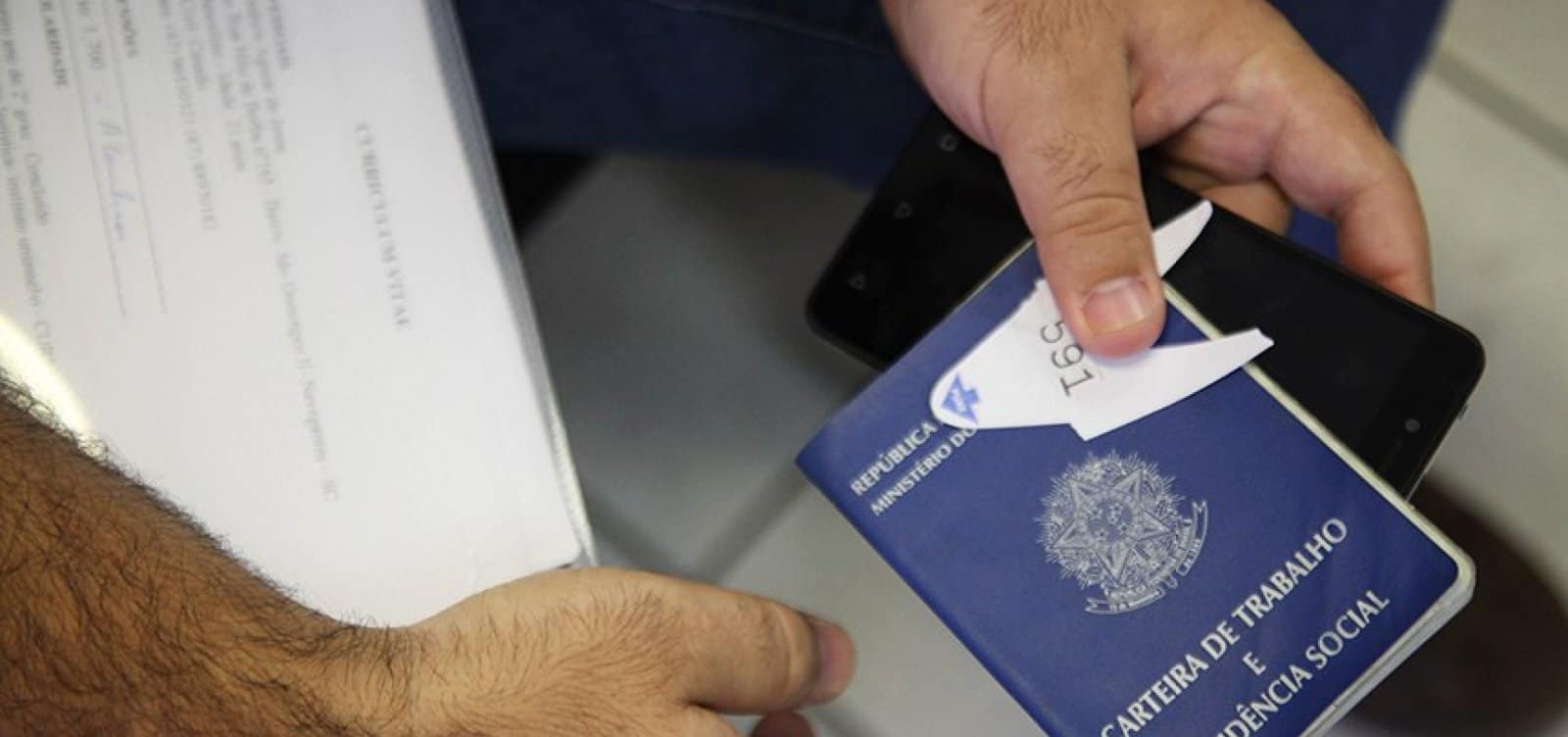 117873,bolsonaro-defende-reforma-trabalhista-de-2017-e-nega-retirada-de-direitos-3