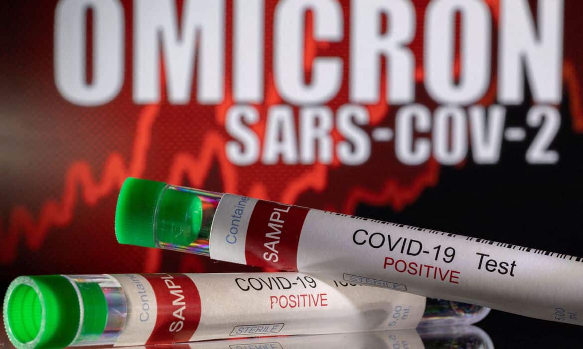 2021-12-14t202004z_1012049210_rc2ecr9fluyc_rtrmadp_3_health-coronavirus-omicron Foto: Reuters/Dado Ruvic/Direitos reservados