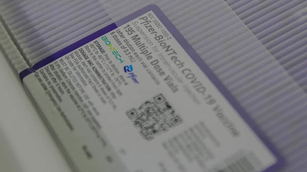 Picsart_22-01-07_21-53-21-713