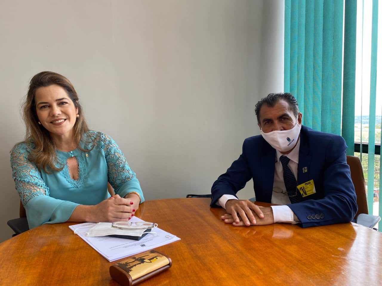 B917B3EB-4EFB-4D84-A15E-292786E67B43 B917B3EB-4EFB-4D84-A15E-292786E67B43