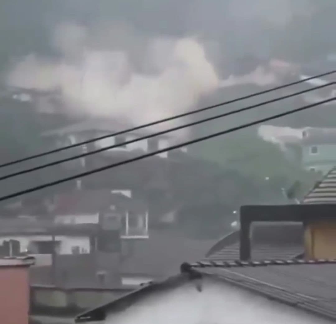 Screenshot_20220215-225341_Gallery_1 Screenshot_20220215-225341_Gallery_1