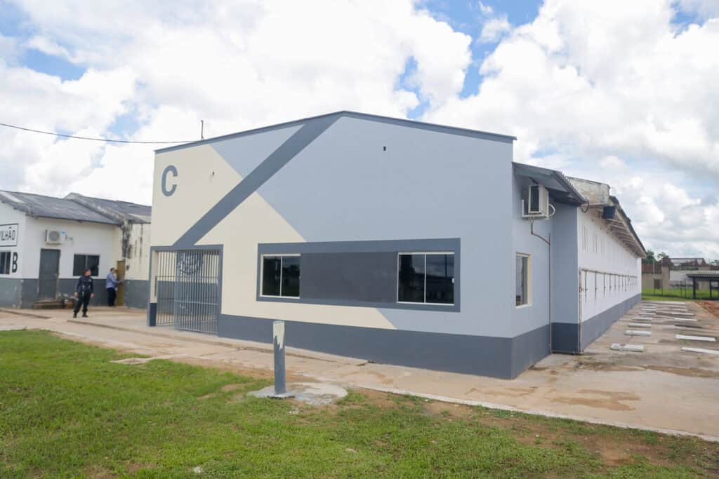 Insuguracao-bloco-C-FOC-11-1024×683 Insuguracao-bloco-C-FOC-11-1024x683