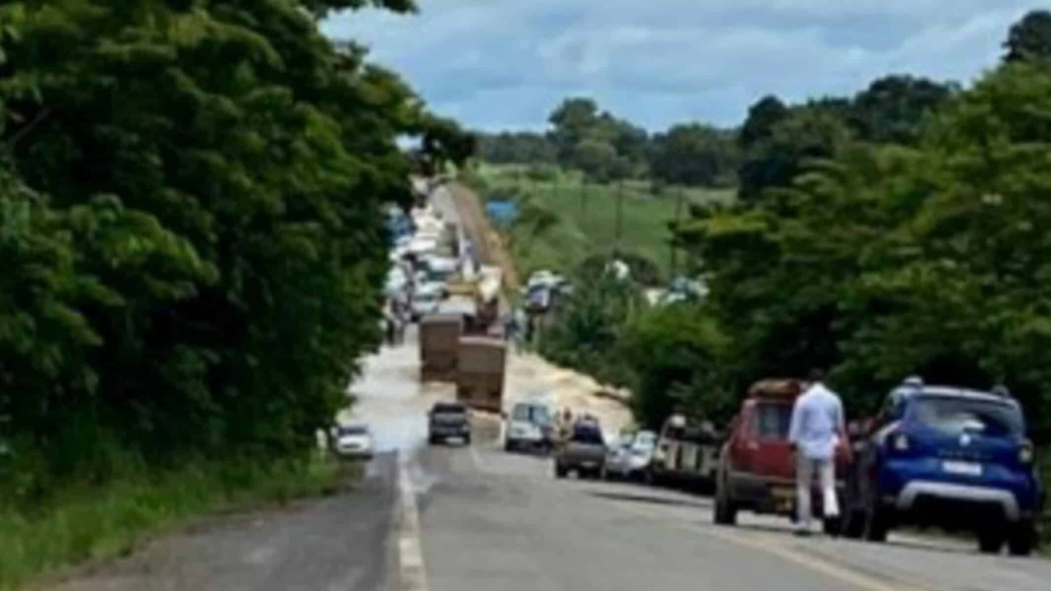 Picsart_22-03-21_17-59-29-959