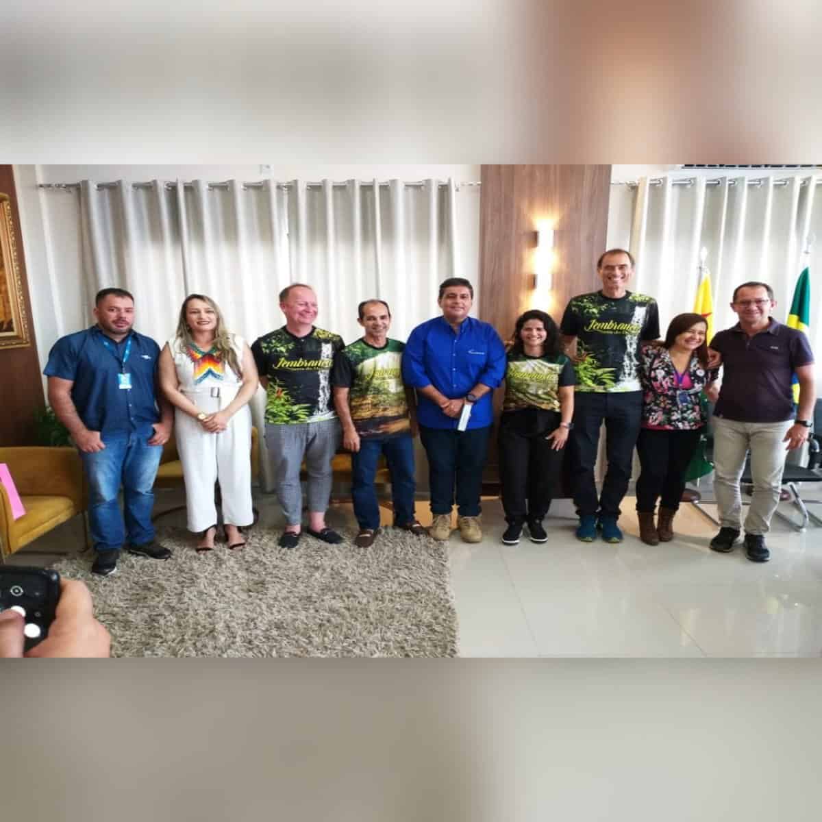 PhotoGrid_1649906718149 PhotoGrid_1649906718149