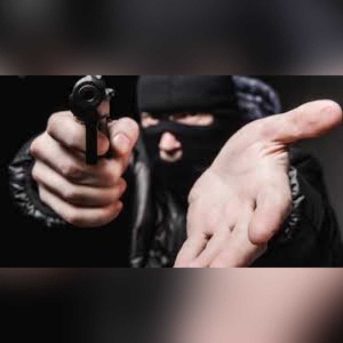 PhotoGrid_1651031443528 PhotoGrid_1651031443528