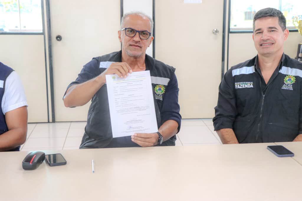 04-1-1024×683 A ordem de serviço foi assinada pelo secretário da Fazenda em exercício, Elson D’Ávila. Foto: Ascom/Sefaz