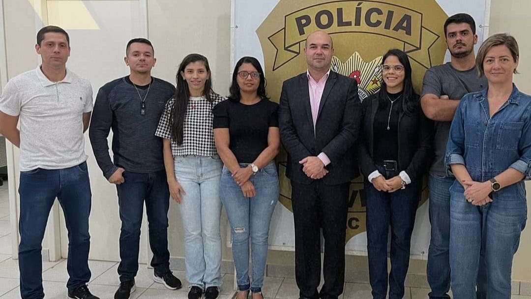 Picsart_22-05-10_13-06-33-844