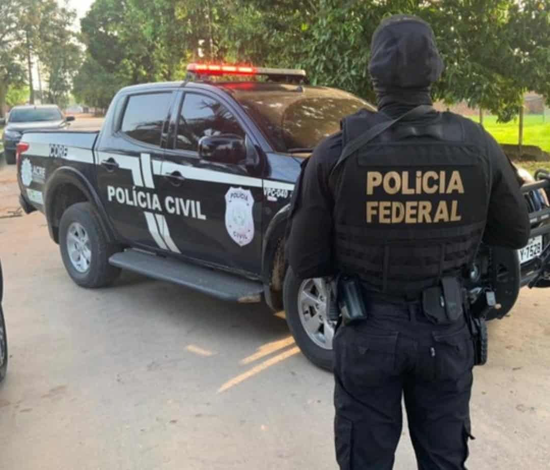 Picsart_22-05-10_19-43-32-692