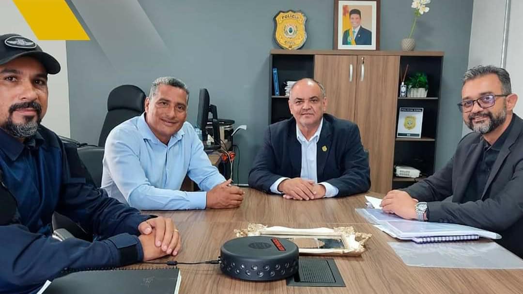 Picsart_22-05-19_18-25-31-406