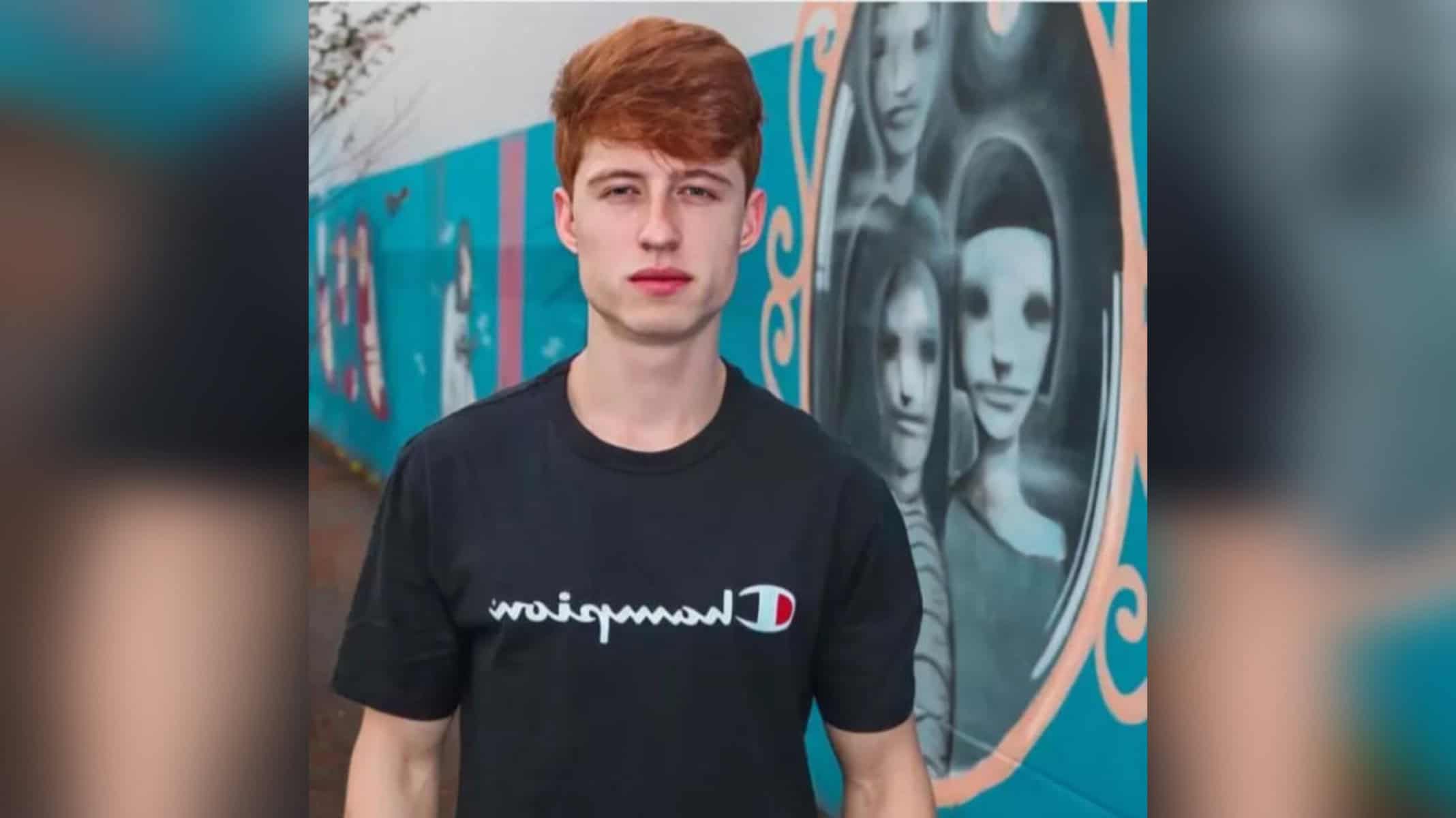 85D470DA-5282-4068-A391-B0C8DF1668E2 85D470DA-5282-4068-A391-B0C8DF1668E2