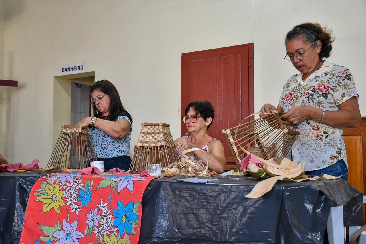 8a4918_de893408fc5a43a6a4d8c41a58ddfcfa~mv2 8a4918_de893408fc5a43a6a4d8c41a58ddfcfa~mv2