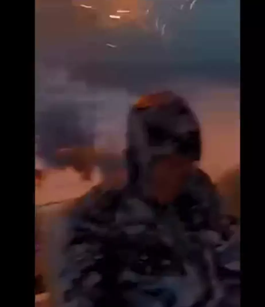 barcon-atingido-por-raio barcon-atingido-por-raio