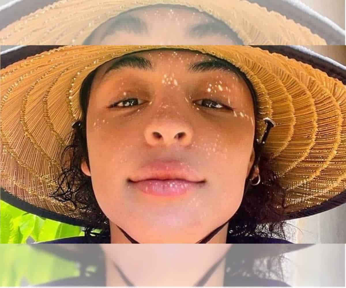 01 De biquini, a drag queen fez uma selfie que surpreendeu seus fãs e seguidores. Foto: Reprodução Instagram oficial da cantora.