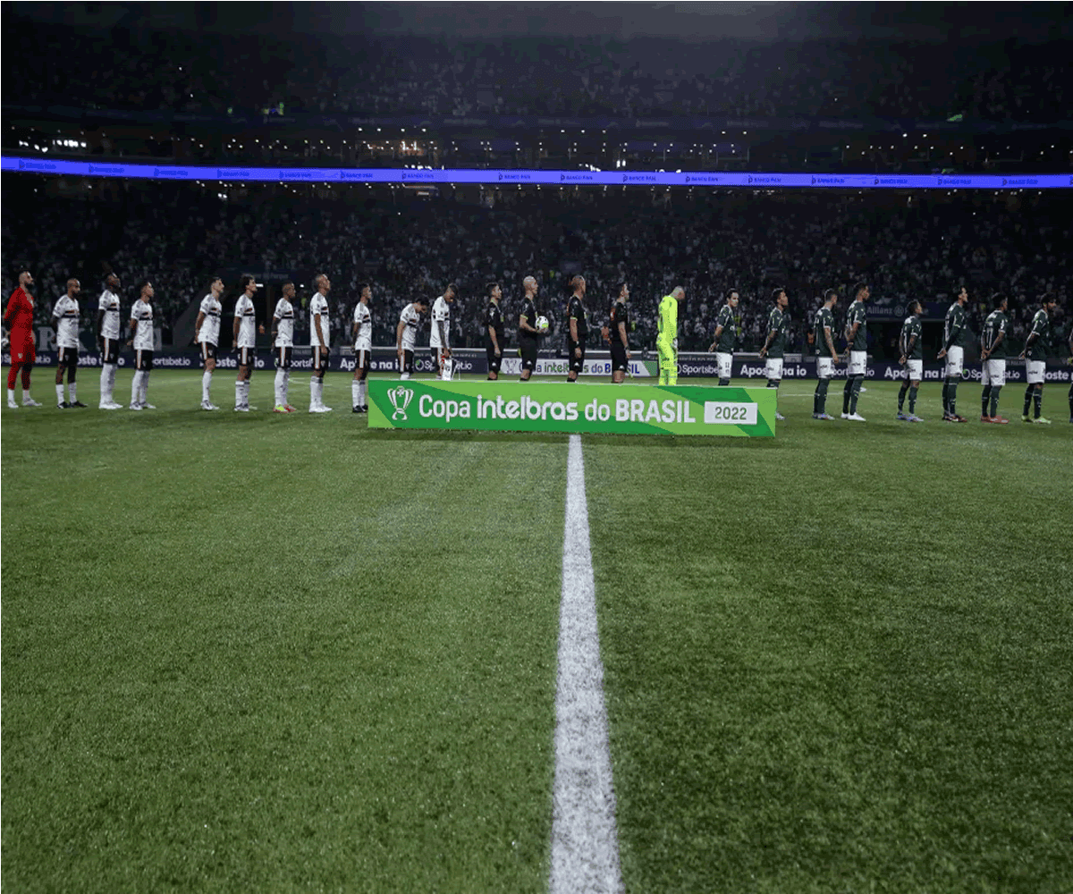 020 Clássico de quinta-feira terminou com classificação polêmica do São Paulo no Allianz Parque (Alexandre Schneider/Getty Images)