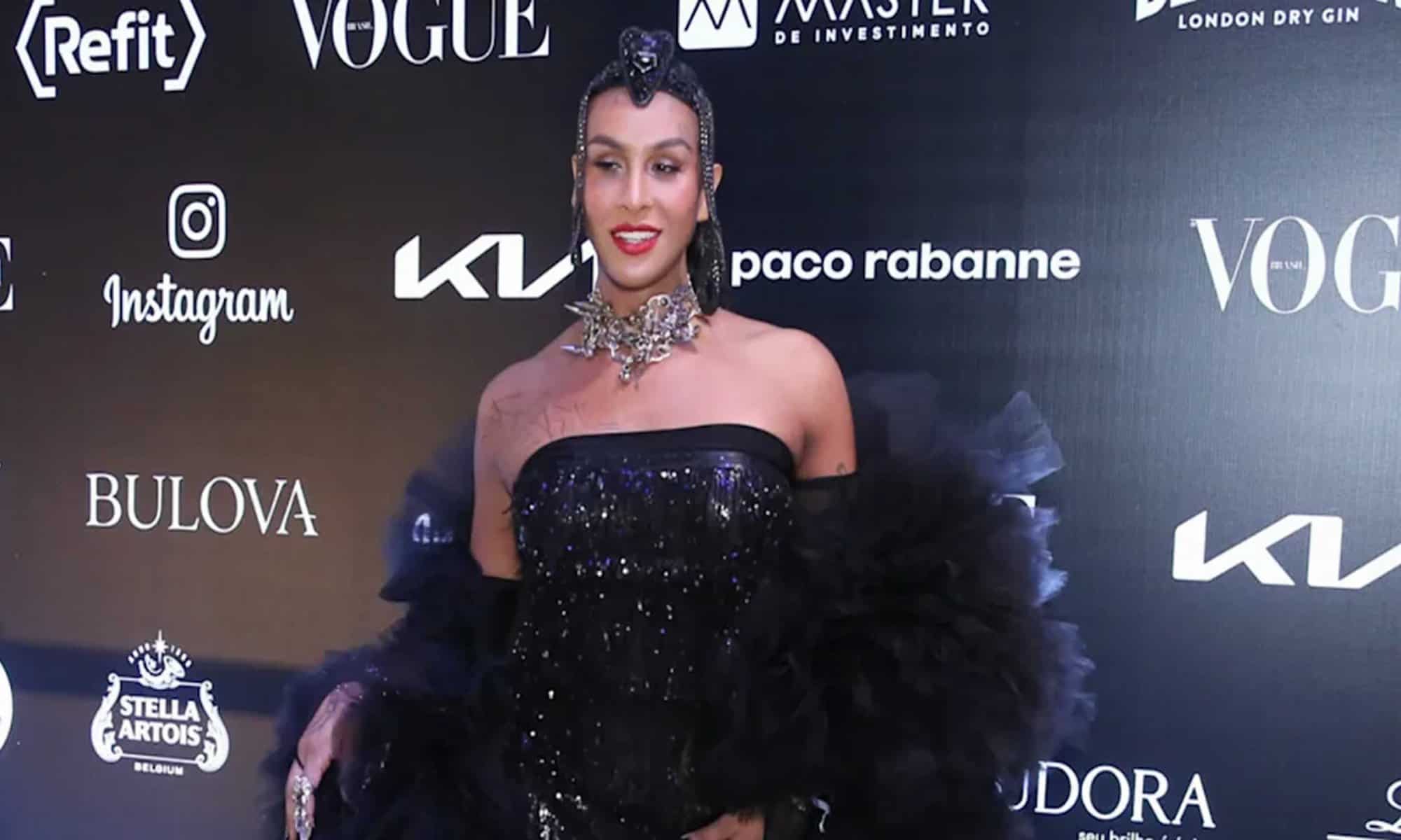 11 Linn da Quebrada no Baile da Vogue 2022; cantora e atriz passou por cirurgia de afirmação de gênero e compartilhou o resultado nas redes sociais (Foto: Roberto Filho/Brazil News)