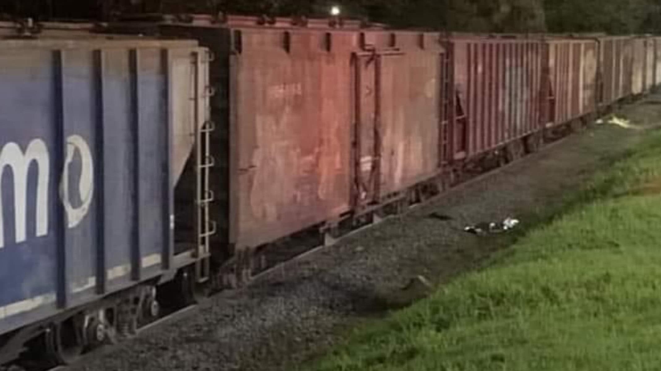 48465902-EAA2-4AE8-A0D8-420ECA509051