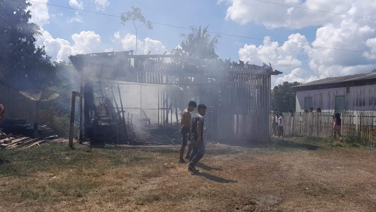 IMG-20220723-WA0091 Foto Reprodução rádio dimensão