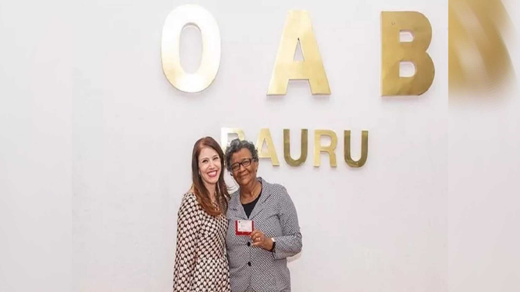 Picsart_22-07-23_20-25-36-350 Marina recebe sua carteira da OAB em cerimônia em Bauru (SP) — Foto: Rafael Iglesias/Redes sociais