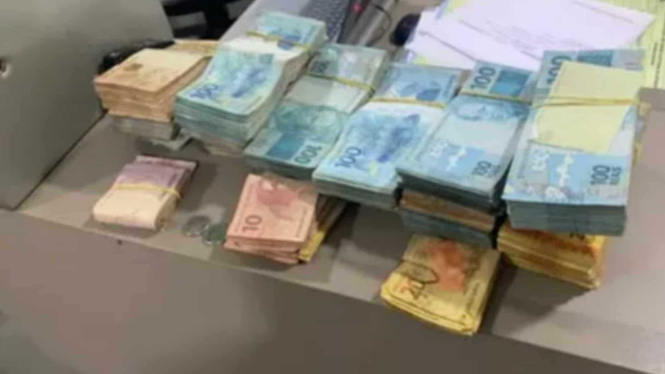 Picsart_22-07-26_18-32-23-062 Picsart_22-07-26_18-32-23-062