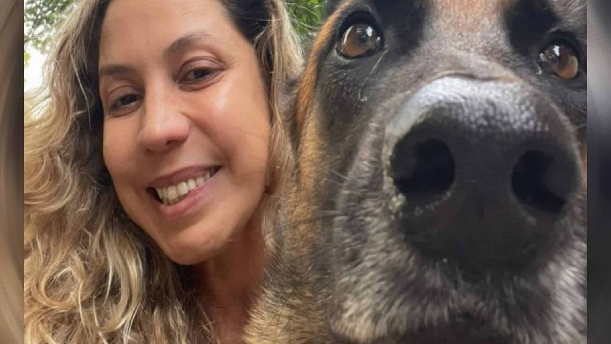 Picsart_22-07-27_18-30-56-225 A inspetora Clarissa Huguet no reencontro com Macarena Foto: Divulgação