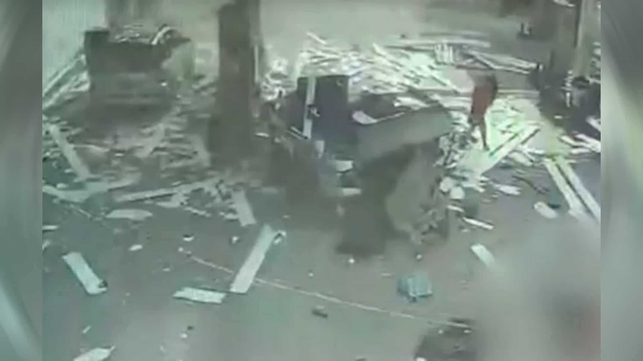 Picsart_22-07-27_19-18-50-386 Motorista morreu após explosão de veículo - Foto: Reprodução/Redes Sociais