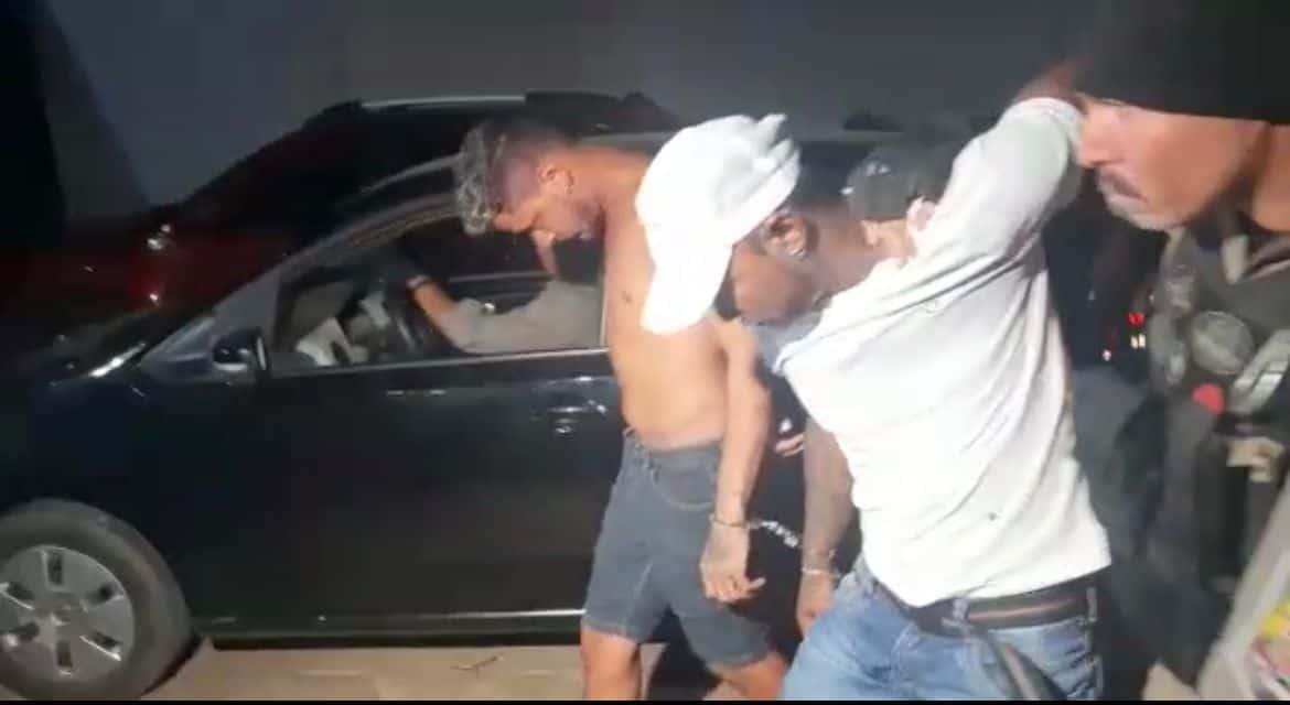 WhatsApp Image 2022-07-07 at 02.57.10 Monitorados presos acusados de sequestrar um homem e obriga-lo a sacar dinheiro em Rio Branco acre. Foto: ecos da notícia