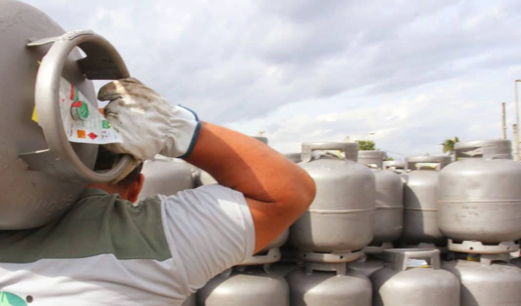 gas-cozinha-mt-1068×628 gas-cozinha-mt-1068x628