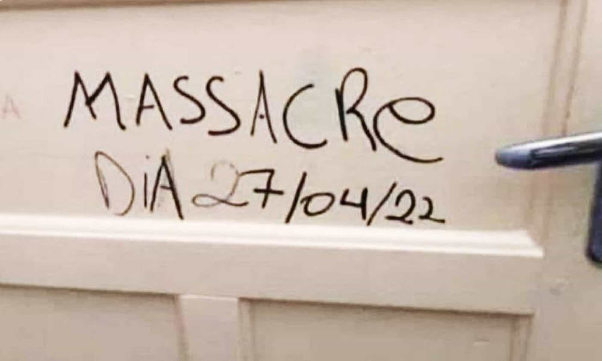 03 Ameaça pichada em escola em Santa Catarina – Reprodução