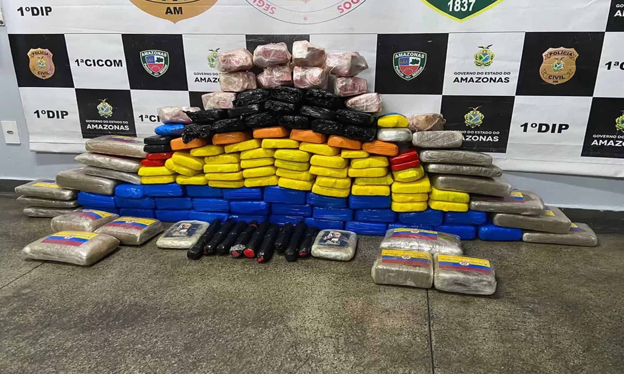 Drogas apreendidas foram levadas ao 1º DIP. — Foto: Patrick Marques, g1 AM