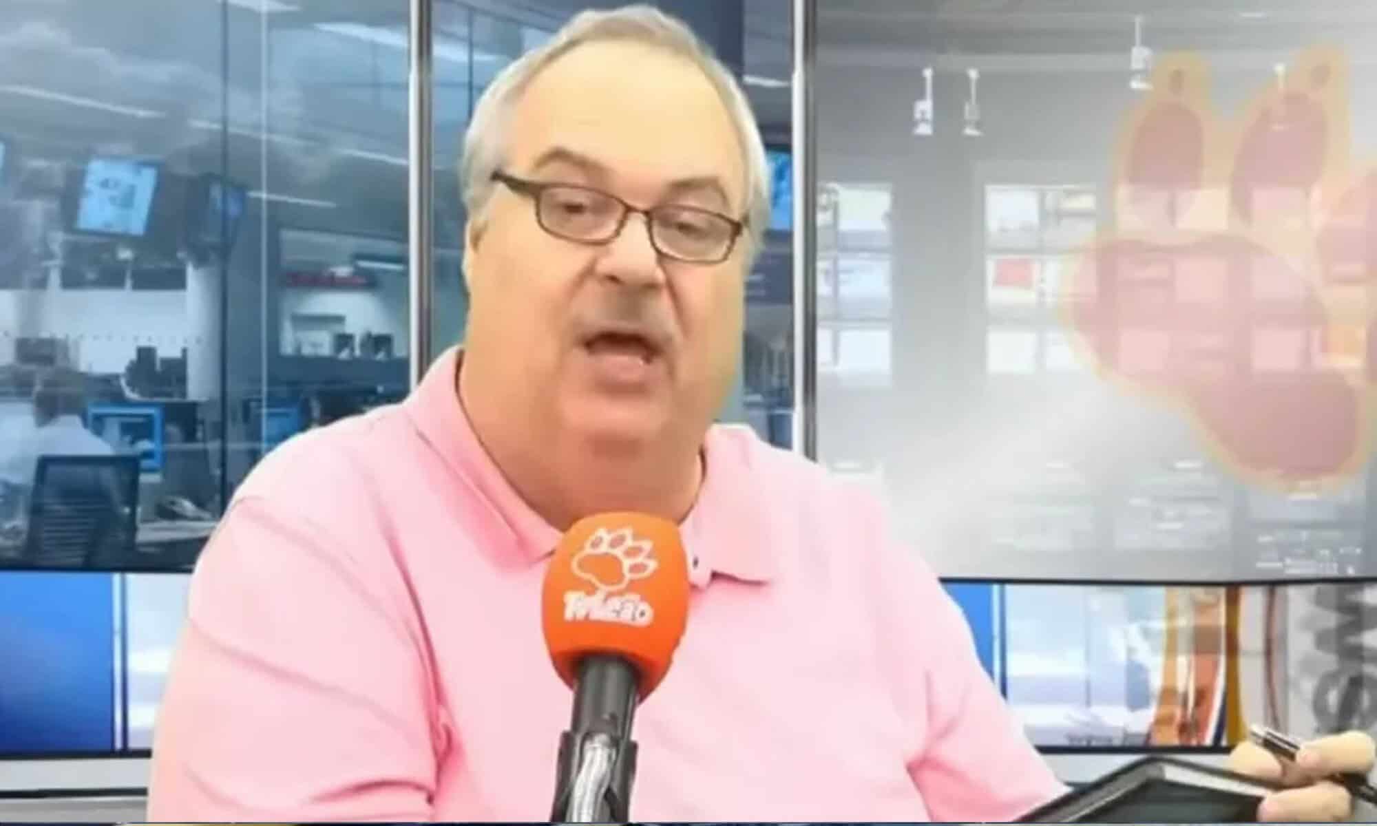 05 Apresentador Gilberto Barros durante transmissão no YouTube
Reprodução/YouTube