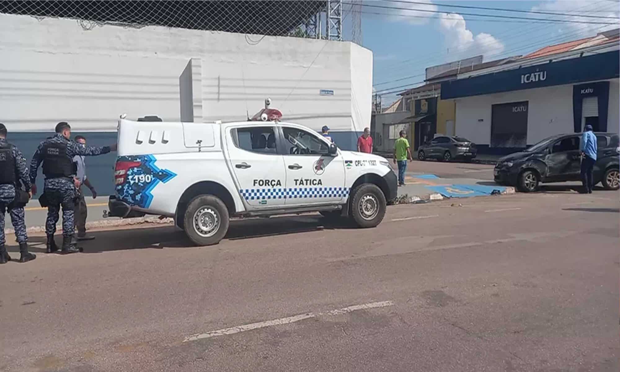 Homem é preso por jogar carro contra ex-mulher após sair de audiência por descumprir medida protetiva em Porto Velho — Foto: Reprodução