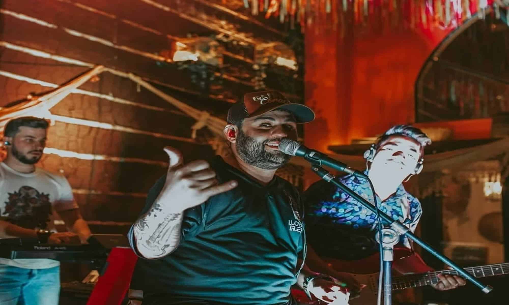 06 Segundo a mulher, ele passou mal na noite de quarta-feira e teve um princípio de AVC (acidente vascular cerebral) e infarto. Foto: reprodução