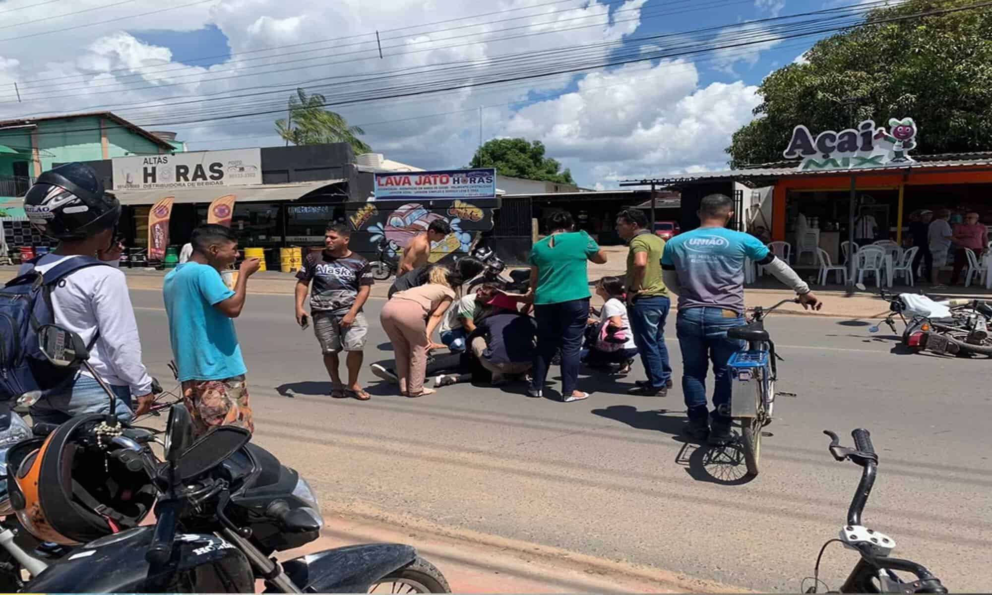 15 Acidente ocorreu na avenida Princesa Isabel, no bairro Caimbé — Foto: Yara Ramalho/g1 RR